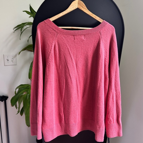 Old Navy Pink Oversized V-Neck Sweater Relaxed Fit - Picture 5 of 6